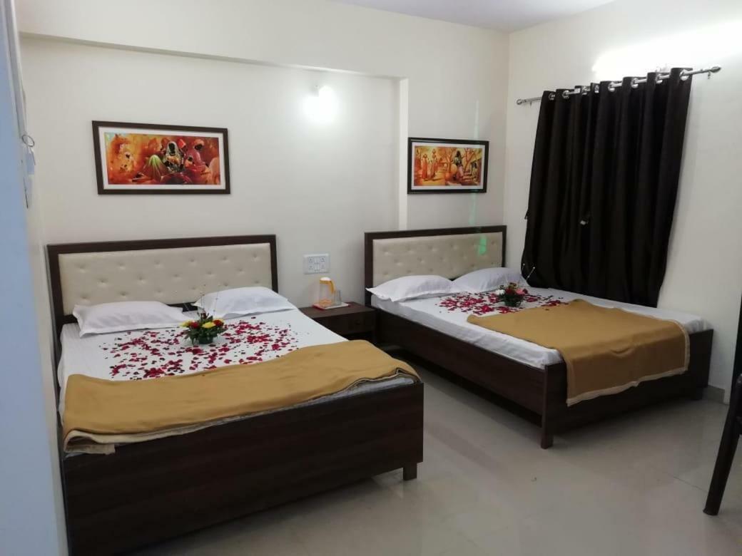 Maharaja Family Guest House Lonavala Exterior foto